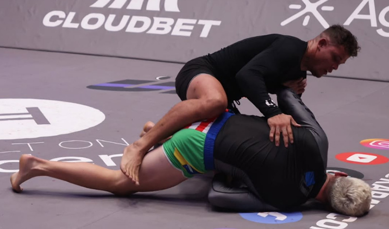 Caio Borralho και Brendan Allen στο Karate Combat 53