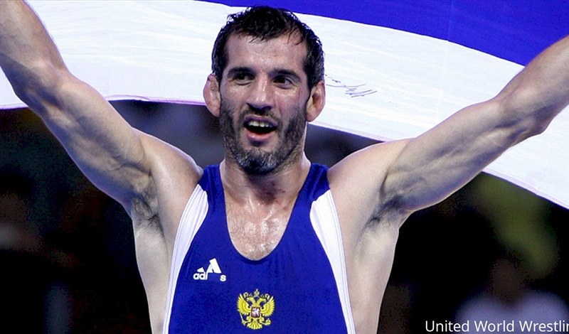 &Mu;&pi;&omicron;&upsilon;&beta;ά&iota;&sigma;&alpha; &Sigma;&alpha;ϊ&tau;ί&epsilon;&phi;