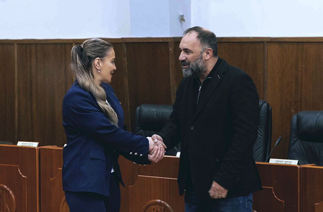 kallia kourouni vraveush 6