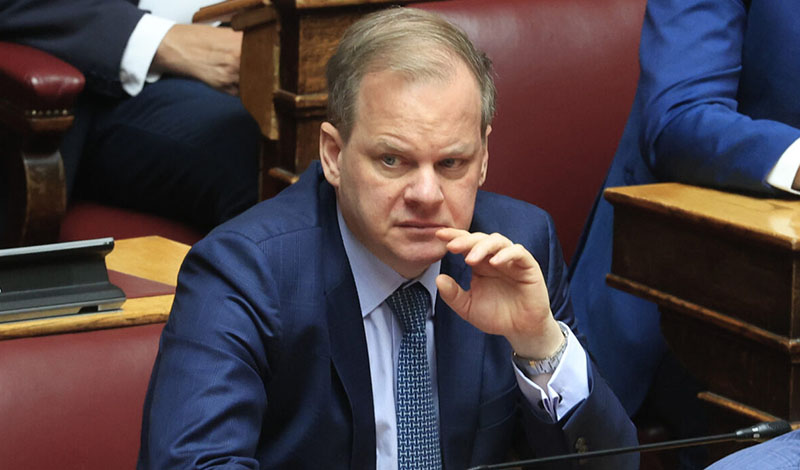 kostas karamanlhs