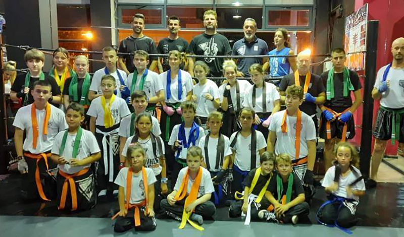 fighters athanasopoulos 1854