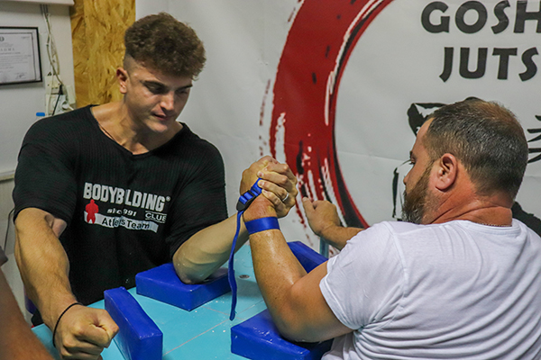 greek armbenders team 12