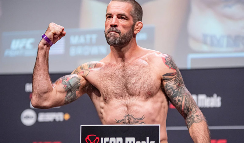 matt brown ko record