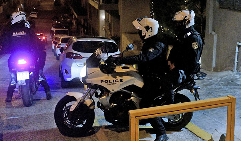 nigirianos epixeirise na viasei kopela