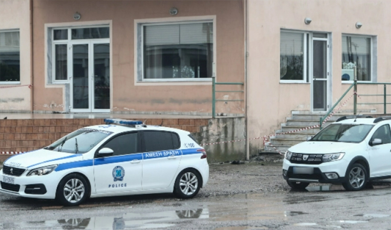 poiniki dioksi ston astynomiko