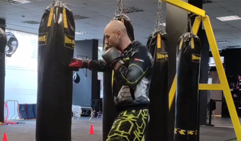 sindiasmoi kickboxing 1