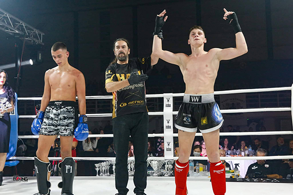 west warriors nikes hall of champions 33