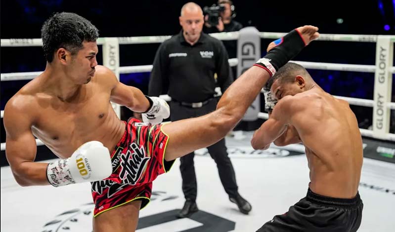 Petchpanomrung Kiatmookao glory 100