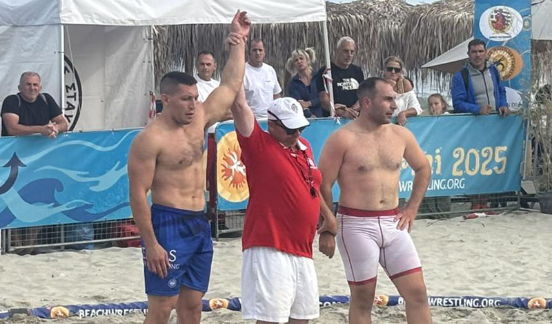 beach wrestling nikos varkas