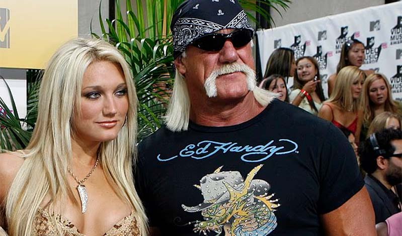 brooke halk hogan 977