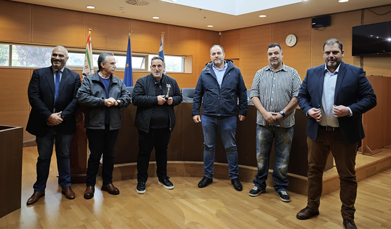 nikos filis vraveusi dimon