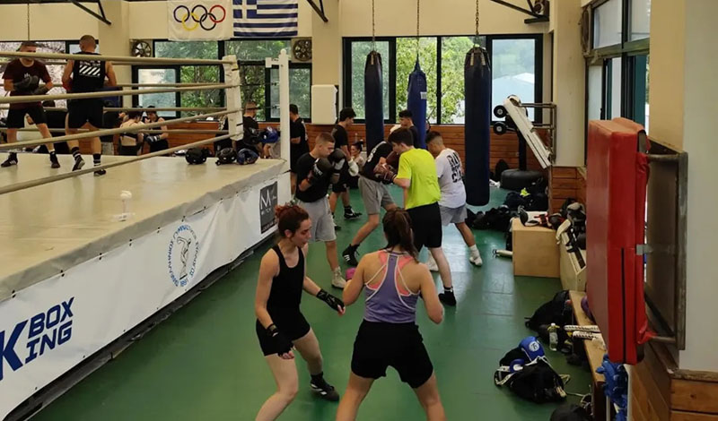 panellinios boxing diasullogika sparring