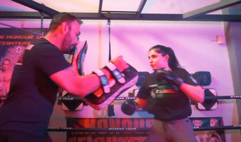 &beta;έ&nu;&iota;&alpha; &gamma;&epsilon;&delta;ί&kappa;&omicron;&gamma;&lambda;&omicron;&upsilon; the honour of fighters 9